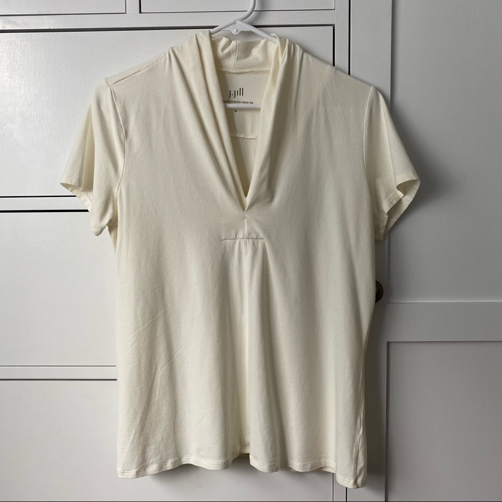 J. Jill v-neck tee
